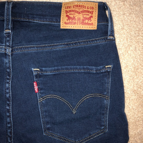Levi’s Super Skinny High Waisted Jeans - Picture 5 of 6
